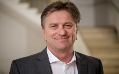 Minister Manne Lucha besucht die Familienherberge Lebensweg in Illingen